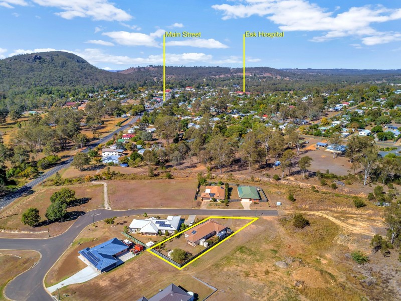 6 Keeley Place, Esk QLD 4312