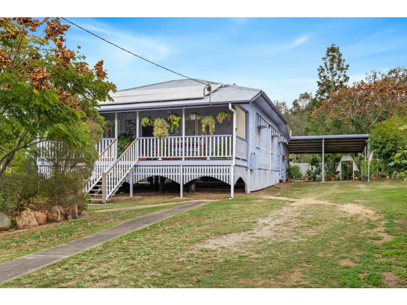 288 Ipswich Street, Esk QLD 4312