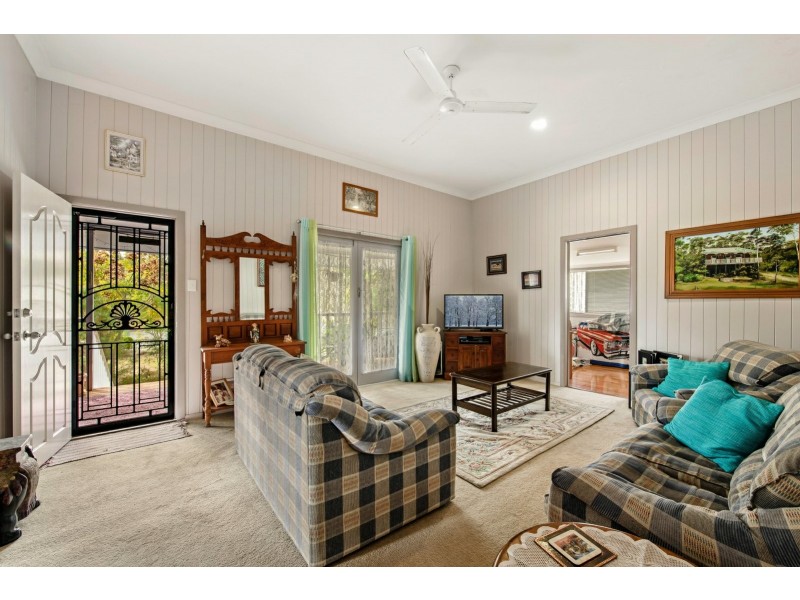 288 Ipswich Street, Esk QLD 4312