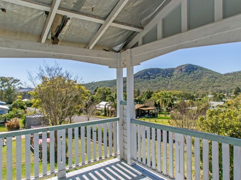 35 Down Street, Esk QLD 4312