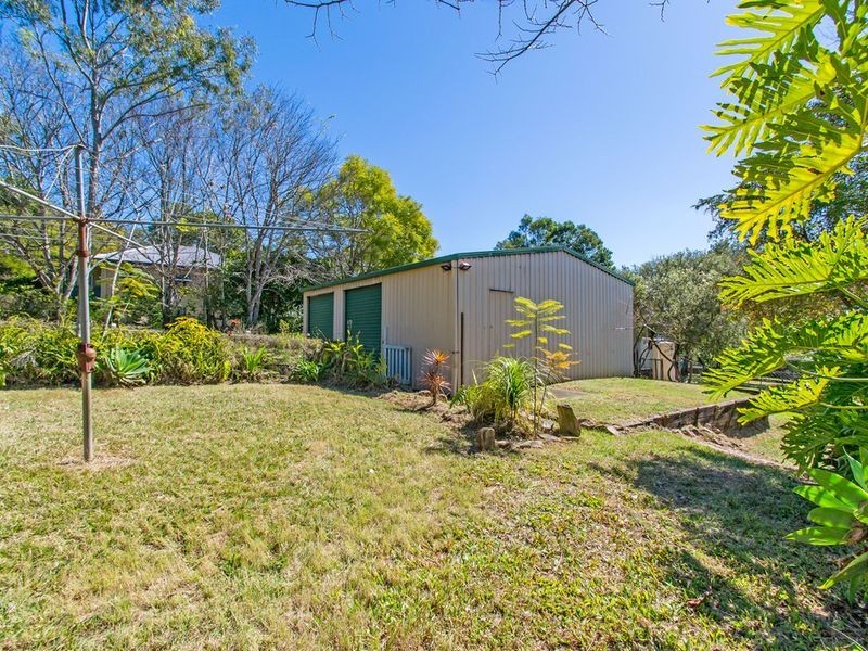 35 Down Street, Esk QLD 4312