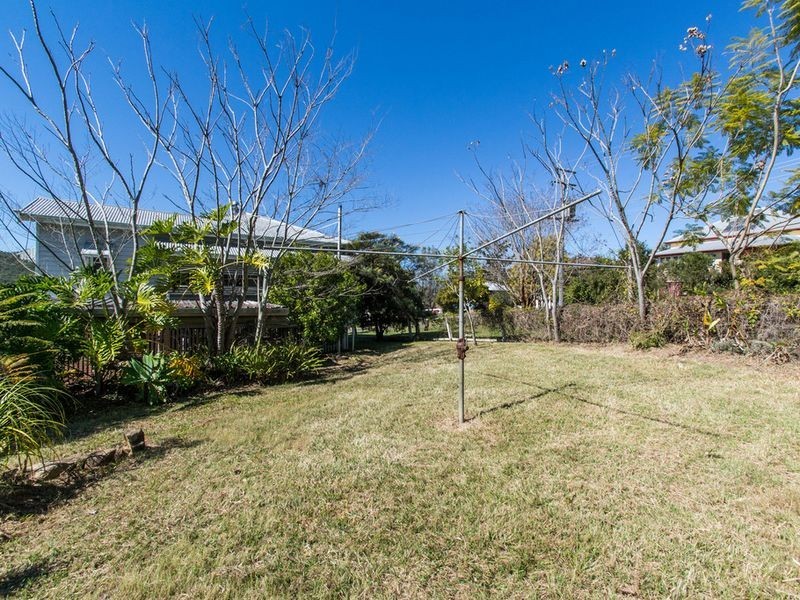 35 Down Street, Esk QLD 4312
