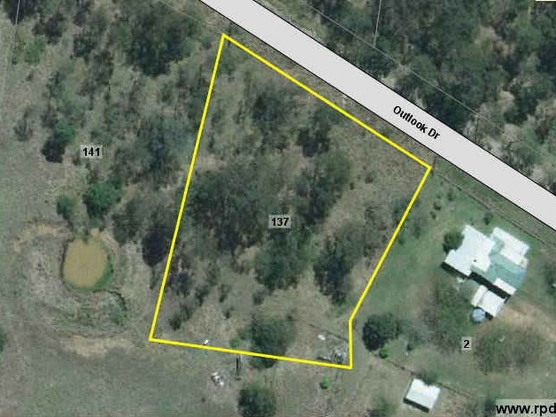 137 Outlook Drive, Esk QLD 4312