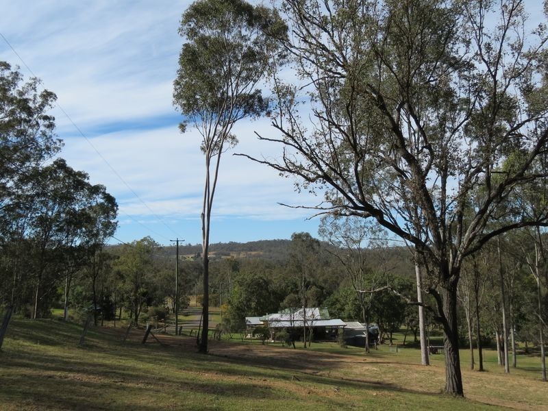 137 Outlook Drive, Esk QLD 4312