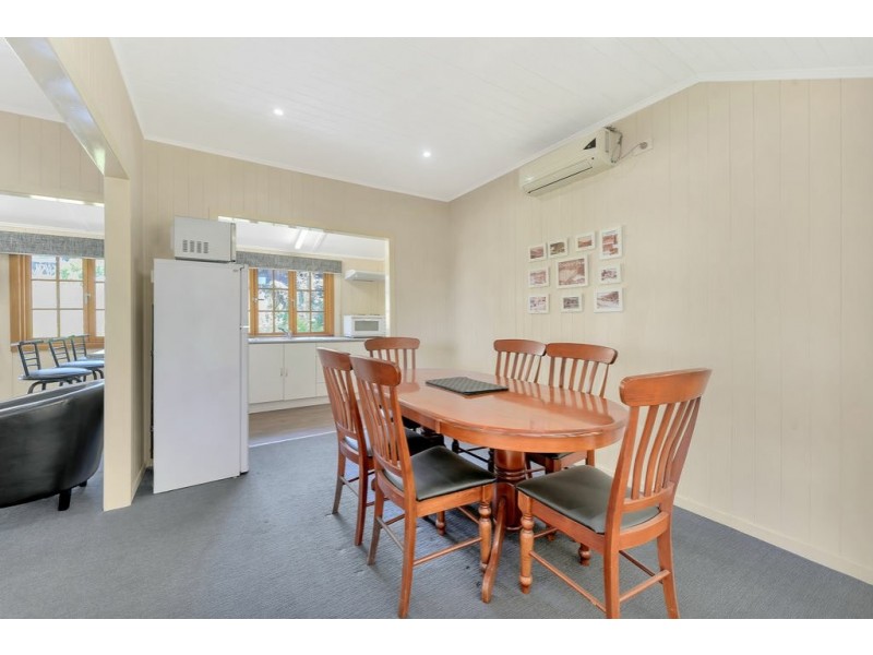 9 Edward Street, Somerset Dam QLD 4312