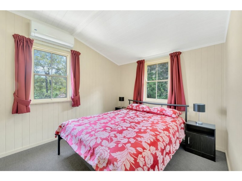 9 Edward Street, Somerset Dam QLD 4312