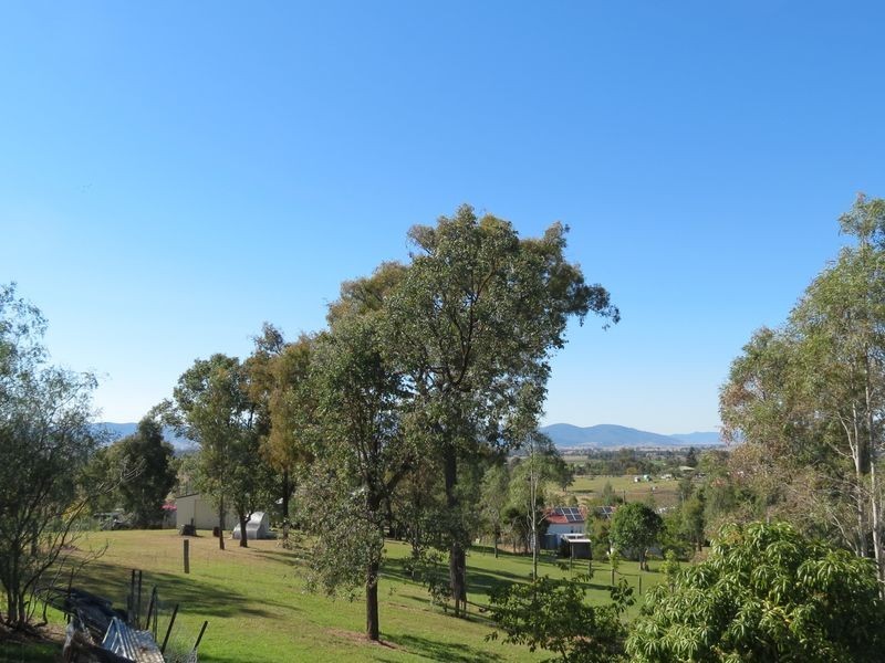 37 Pryce Street, Toogoolawah QLD 4313