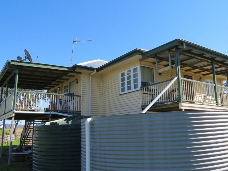 37 Pryce Street, Toogoolawah QLD 4313