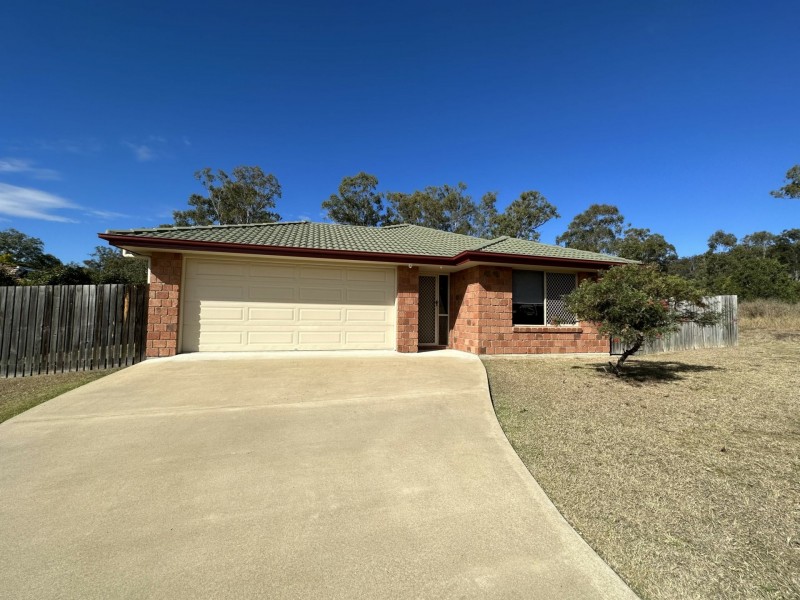 17 Keeley Place, Esk QLD 4312