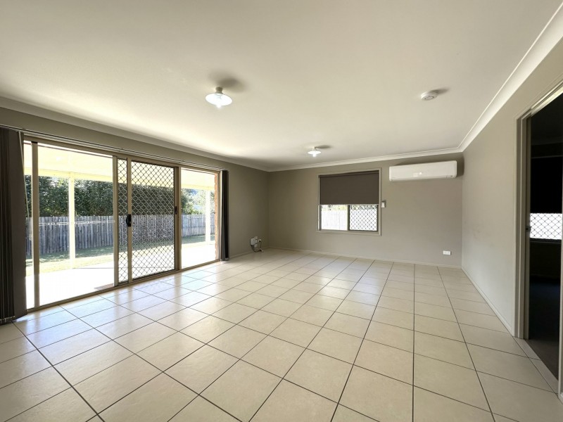 17 Keeley Place, Esk QLD 4312