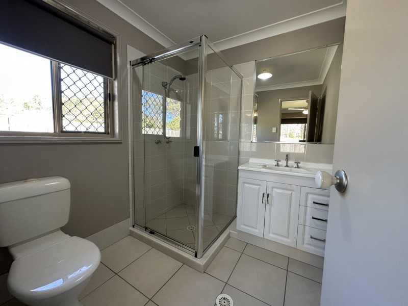 17 Keeley Place, Esk QLD 4312