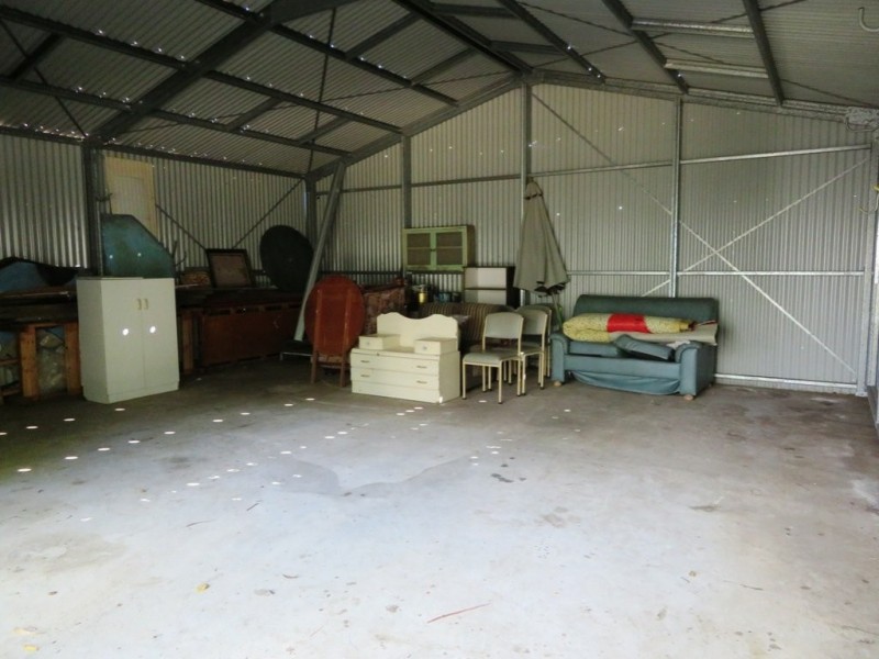 4 Jubilee Street, Somerset Dam QLD 4312