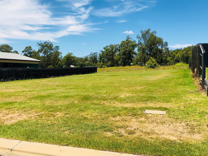 1 The Chase Estate, Esk QLD 4312