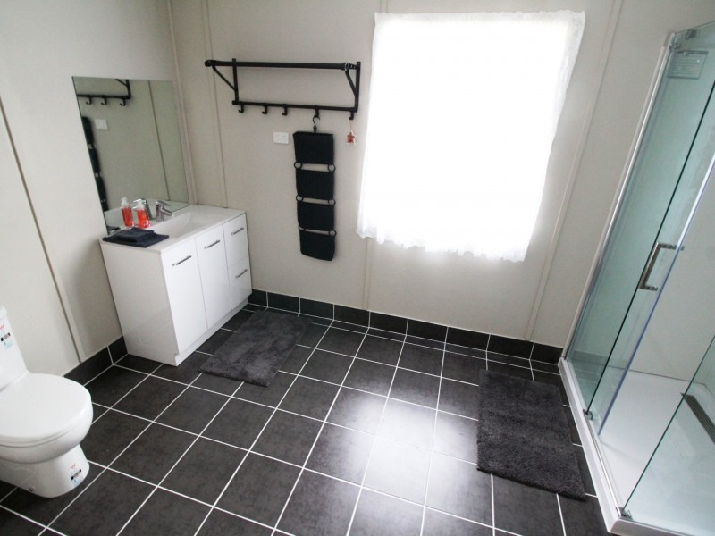 70 Dingyarra Street, Toogoolawah QLD 4313