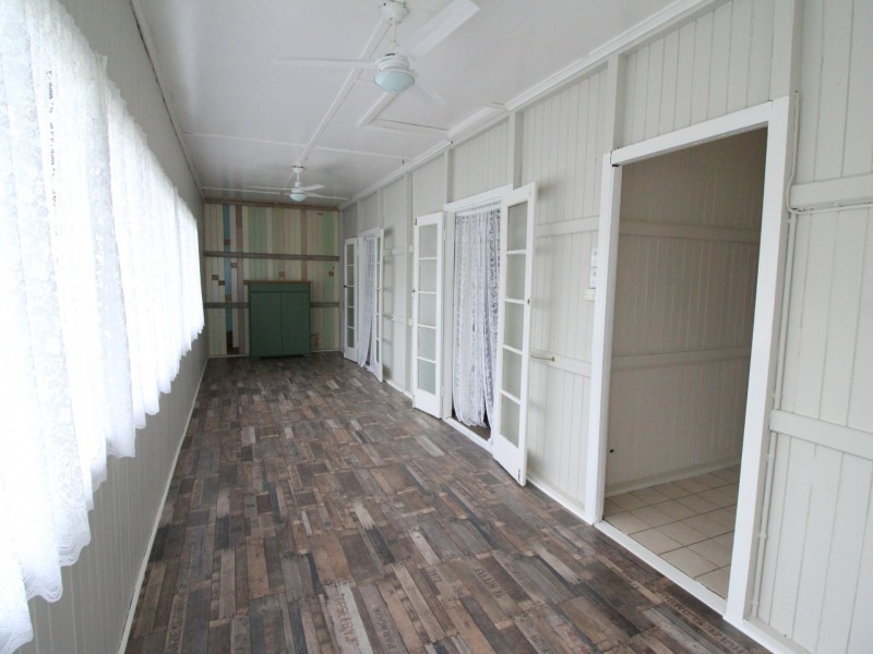 70 Dingyarra Street, Toogoolawah QLD 4313