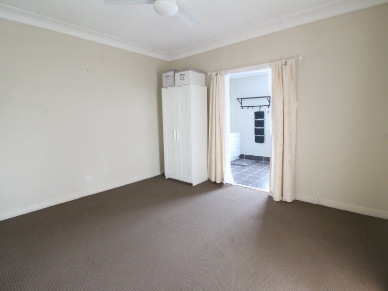 70 Dingyarra Street, Toogoolawah QLD 4313