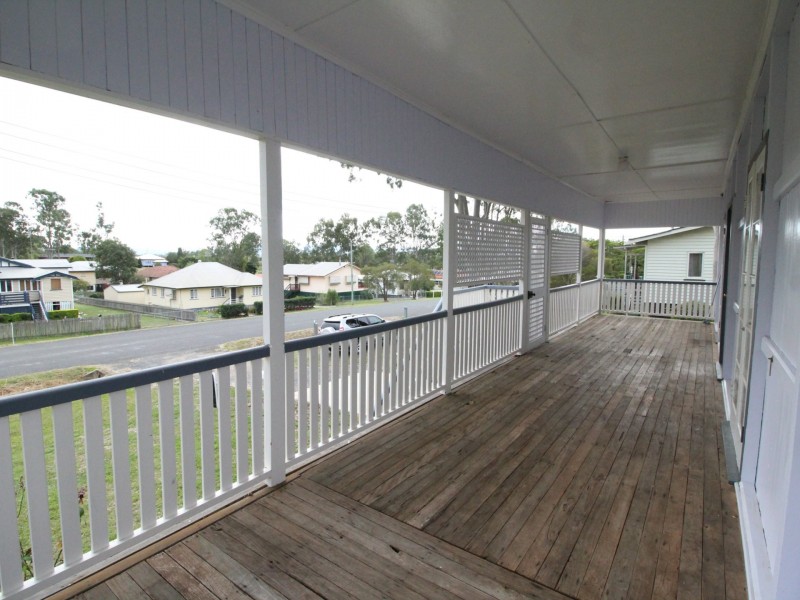 70 Dingyarra Street, Toogoolawah QLD 4313