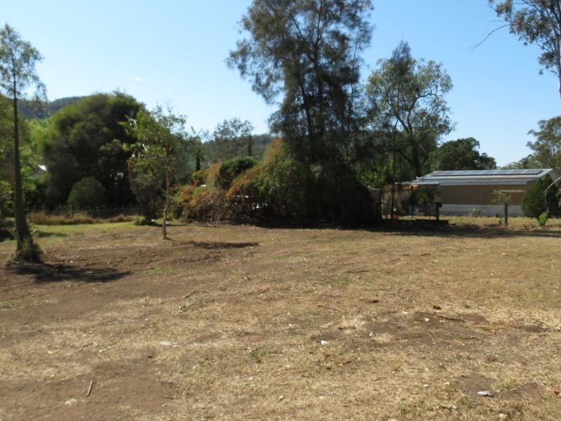 284 Ipswich Street, Esk QLD 4312