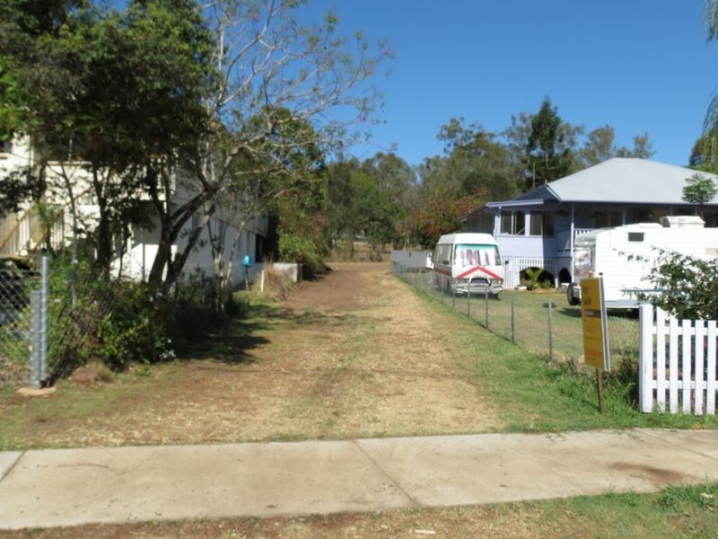 284 Ipswich Street, Esk QLD 4312