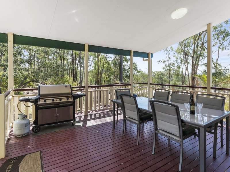 106 Pine Crescent, Esk QLD 4312