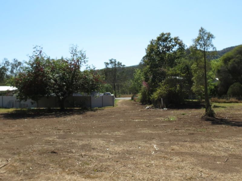 286 Ipswich Street, Esk QLD 4312
