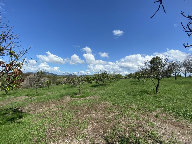 624 Esk Crows Nest Road, Biarra QLD 4313