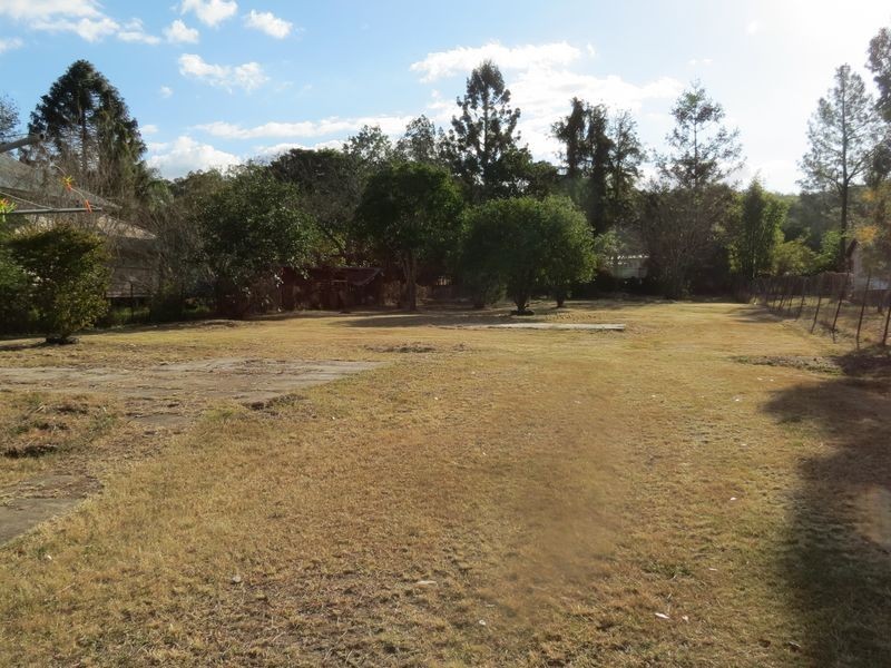 15 Richard Street, Esk QLD 4312