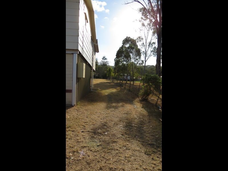 15 Richard Street, Esk QLD 4312