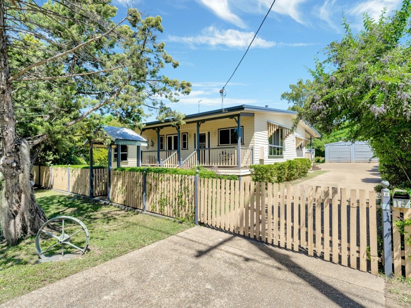 15 Edward Street, Toogoolawah QLD 4313