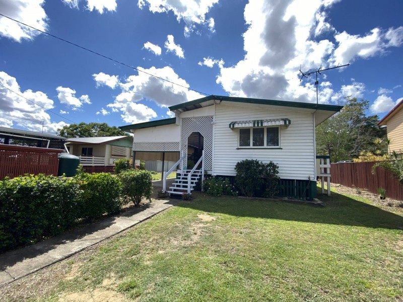 31 Adelaide Street, Esk QLD 4312