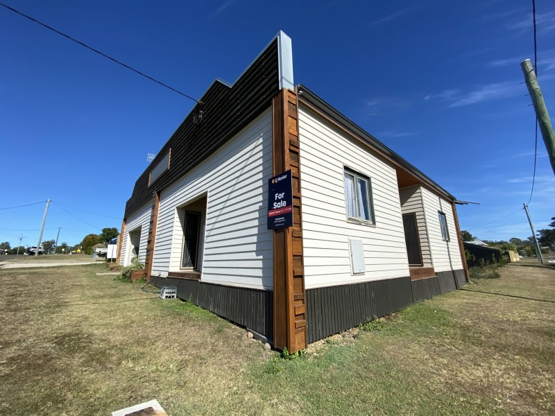 11 Cairnscroft Street, Toogoolawah QLD 4313