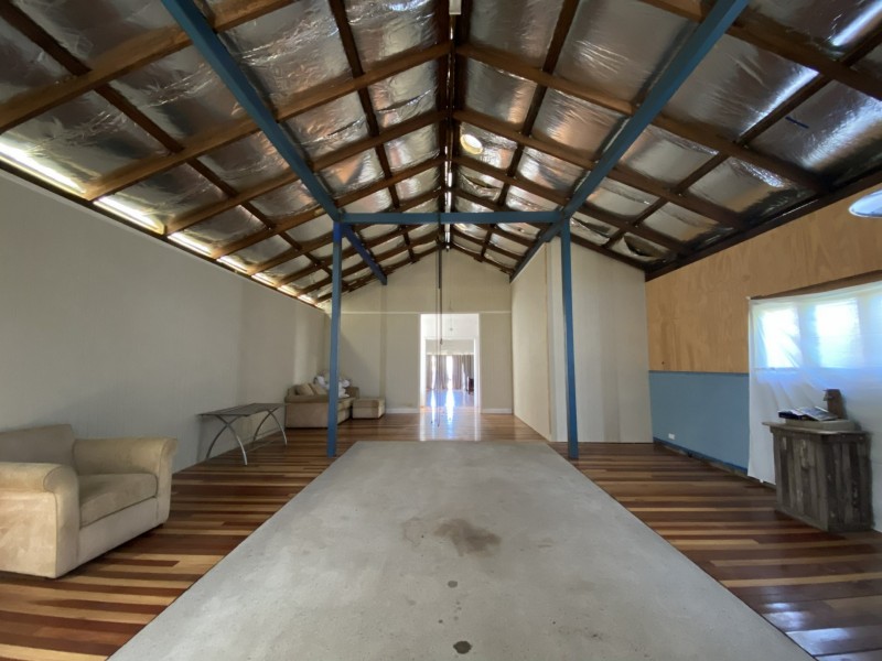 11 Cairnscroft Street, Toogoolawah QLD 4313