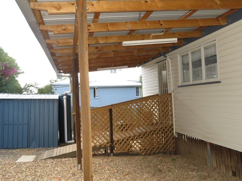 27 Mack Street, Esk QLD 4312