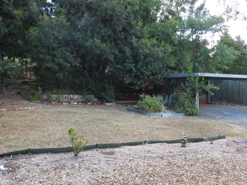 27 Mack Street, Esk QLD 4312