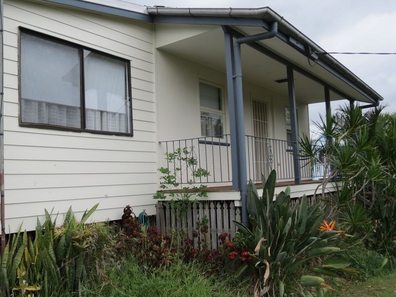 27 Mack Street, Esk QLD 4312