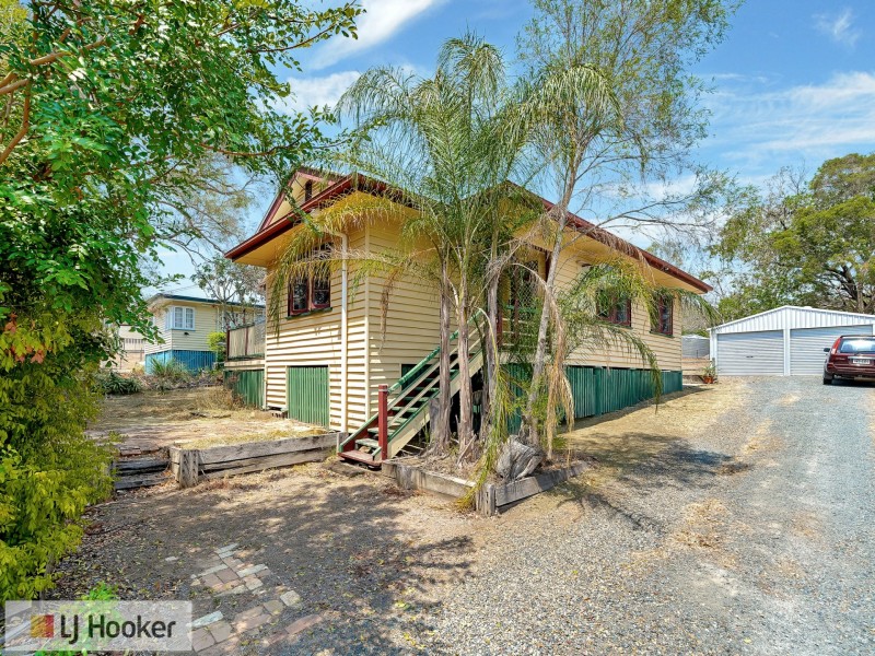13 Down Street, Esk QLD 4312