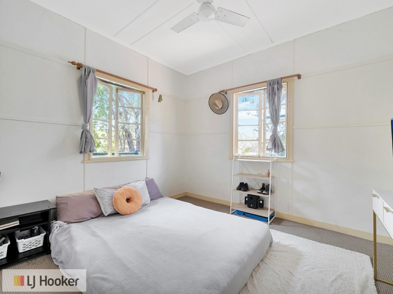 13 Down Street, Esk QLD 4312