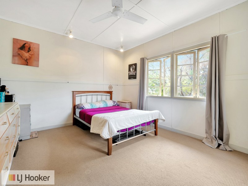 13 Down Street, Esk QLD 4312