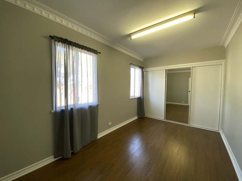 42 Barbour Street, Esk QLD 4312