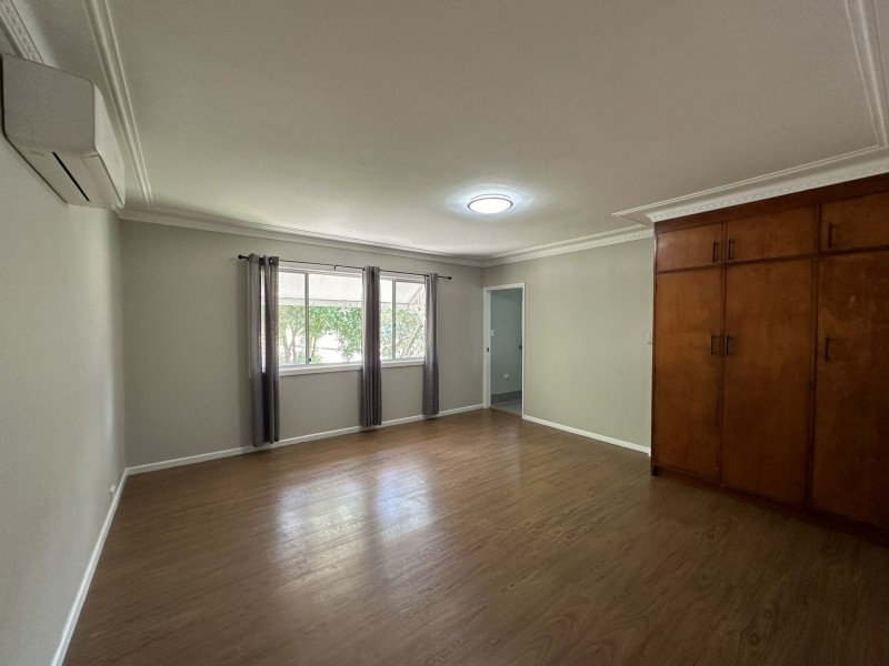 42 Barbour Street, Esk QLD 4312
