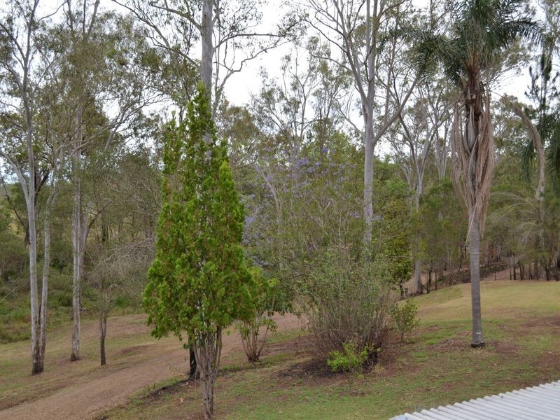 73 Elm Street, Esk QLD 4312