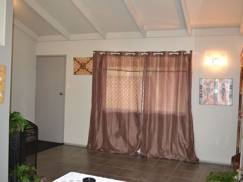 73 Elm Street, Esk QLD 4312