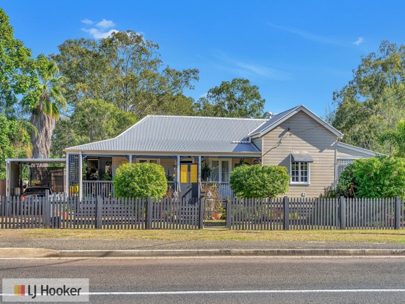 29 Middle Street, Esk QLD 4312