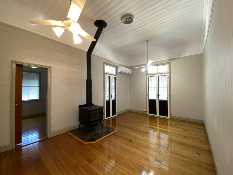 19 Highland Street, Esk QLD 4312