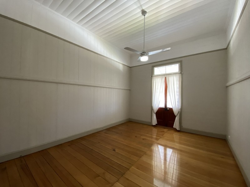 19 Highland Street, Esk QLD 4312