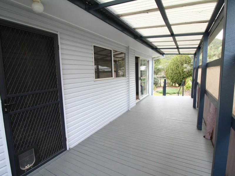 24 Russell Street, Esk QLD 4312