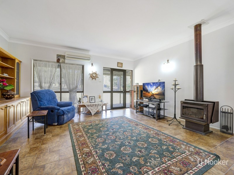 415 Langtons Lane, Esk QLD 4312