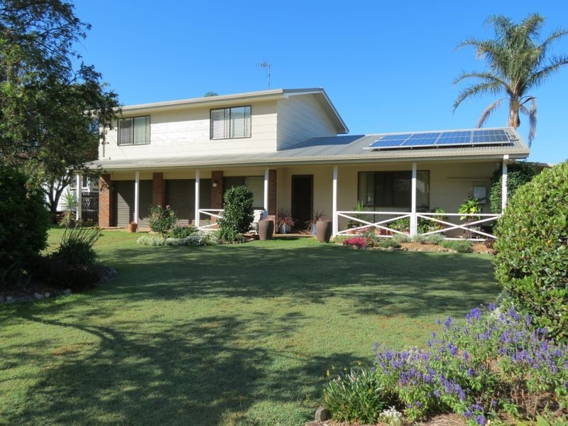 16 Adelaide Street, Esk QLD 4312