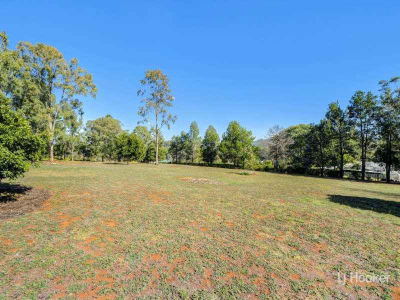 28 Brough Court, Esk QLD 4312