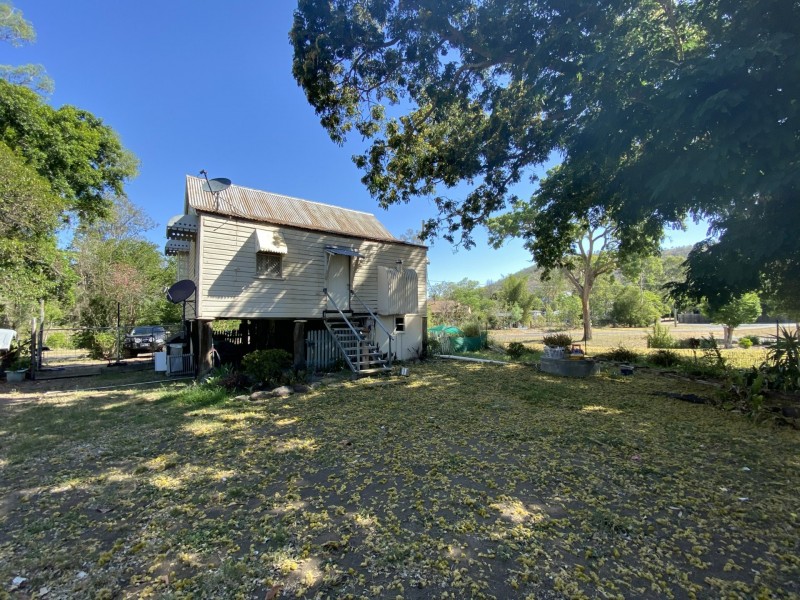 19 John Street, Linville QLD 4306